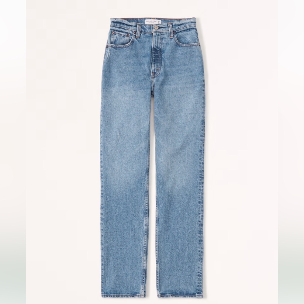 ABERCROMBIE & FITCH: Ultra High Rise 90’s Straight Jean (New With Tags)